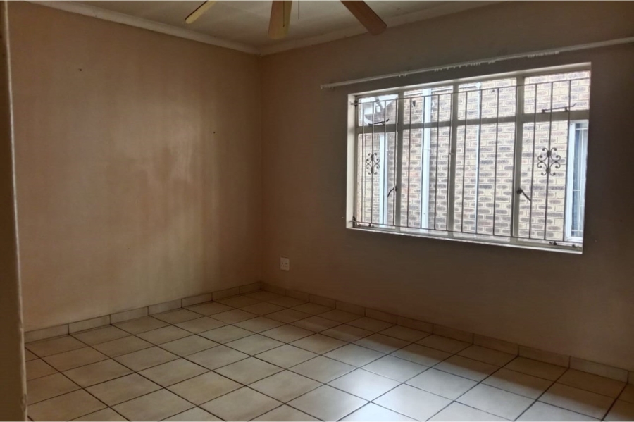 To Let 2 Bedroom Property for Rent in Rustenburg Central North West